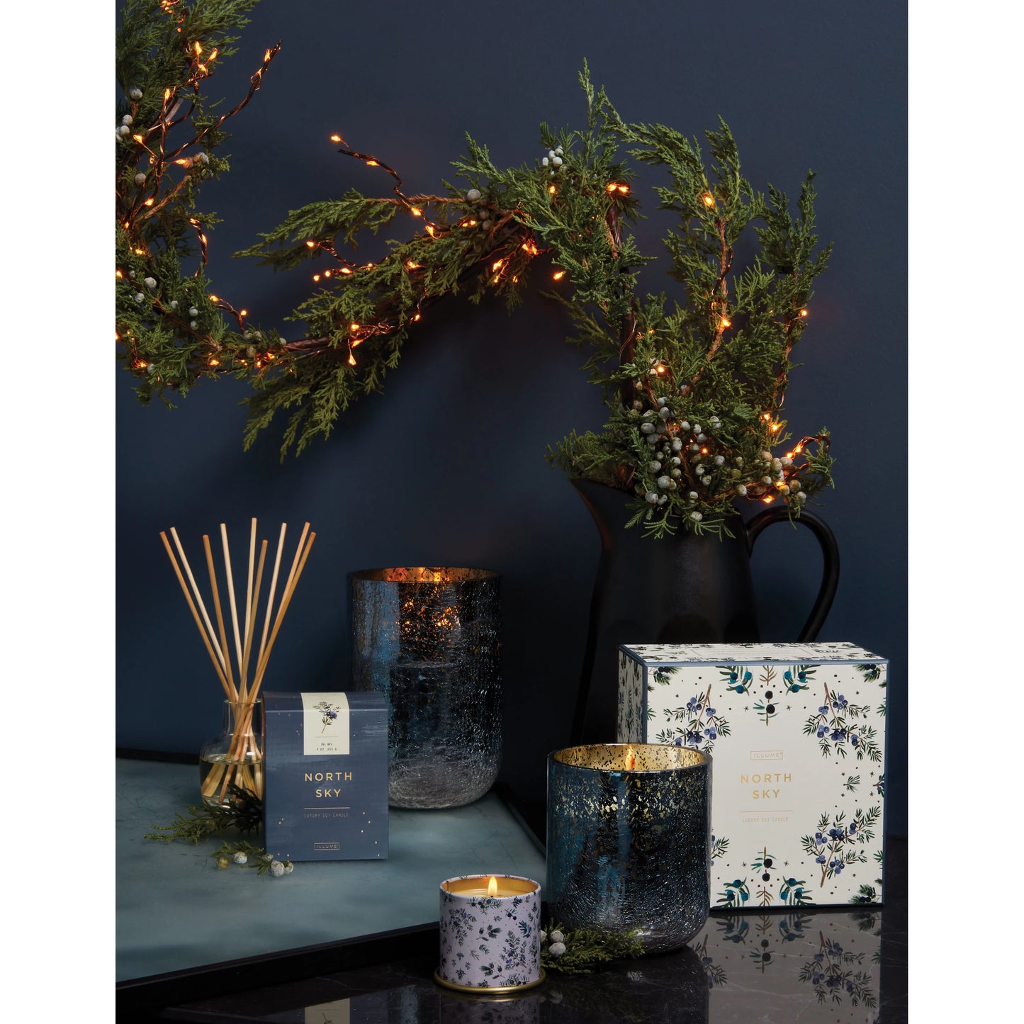 North Sky Small Radiant Glass Christmas Candle