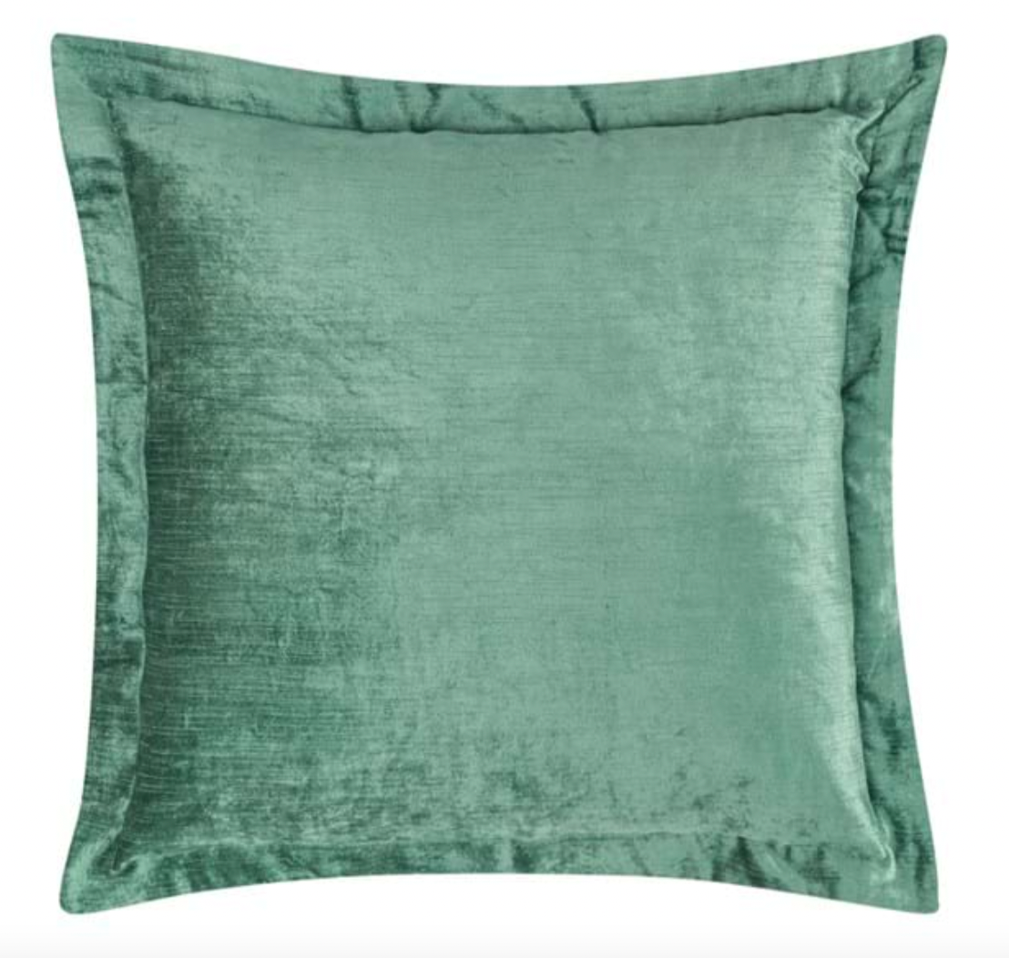 SLD Torri Velvet Black Pillow 22X22